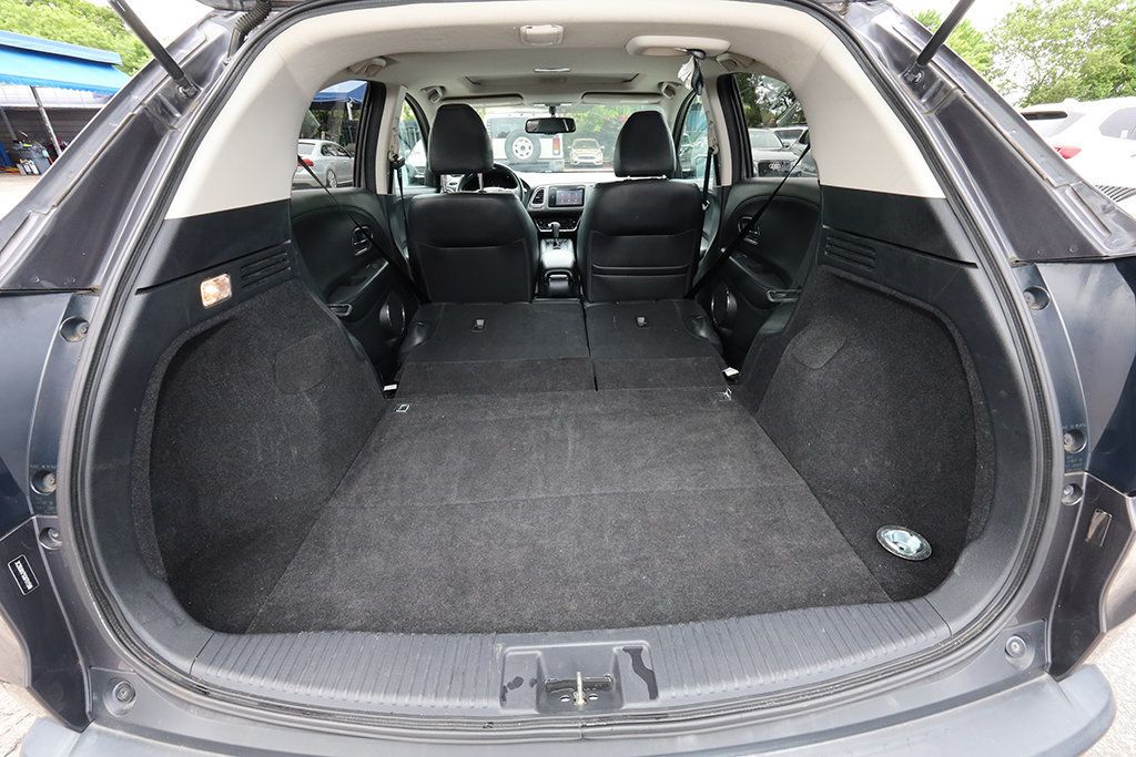 2016 Honda HR-V EX-L photo 16
