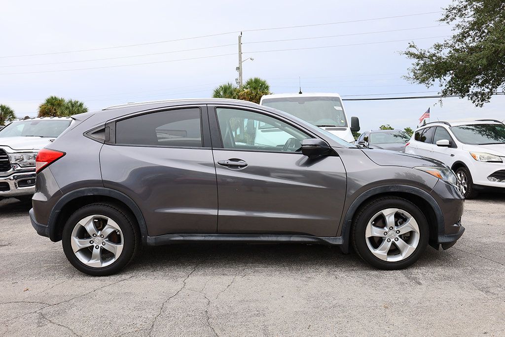 2016 Honda HR-V EX-L photo 3