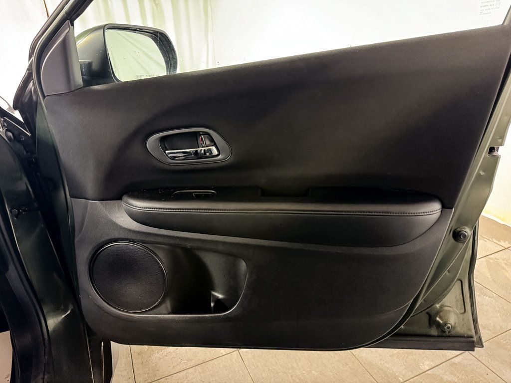 2016 Honda HR-V LX AWD - 22973554 - 16