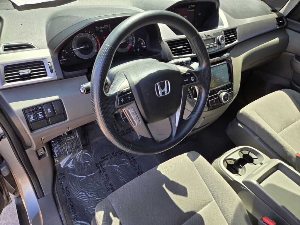 2016 Honda Odyssey 5dr EX - 22923408 - 7