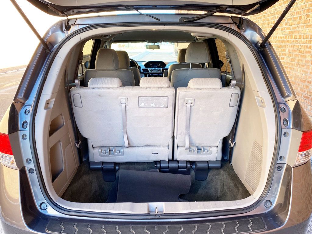 2016 Honda Odyssey 5dr EX - 22979407 - 16