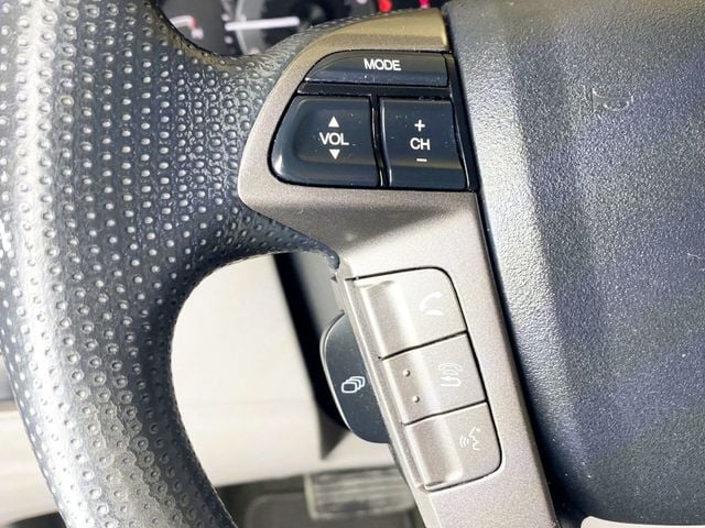 2016 Honda Odyssey 5dr EX - 22979407 - 20