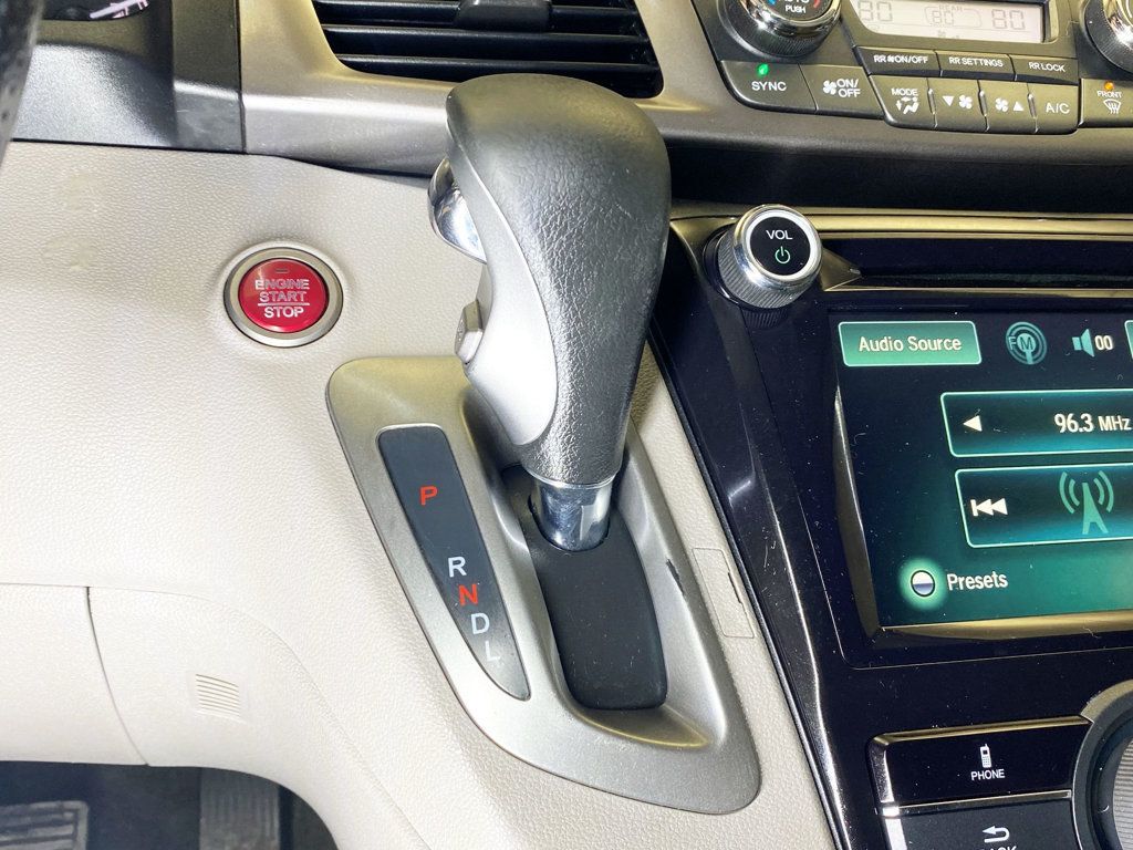 2016 Honda Odyssey 5dr EX - 22979407 - 30