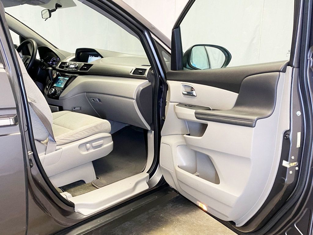 2016 Honda Odyssey 5dr EX - 22979407 - 36