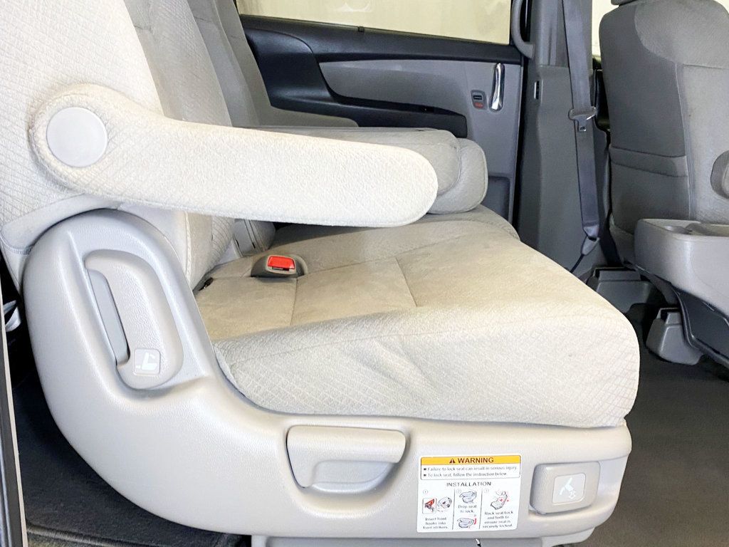 2016 Honda Odyssey 5dr EX - 22979407 - 42