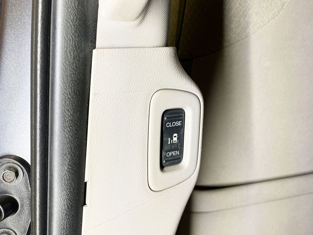 2016 Honda Odyssey 5dr EX - 22979407 - 48