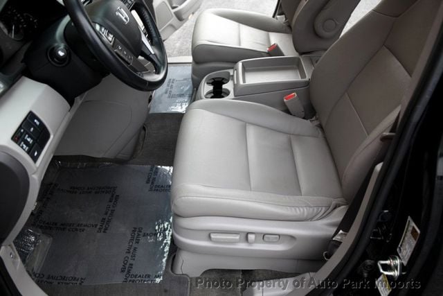 2016 Honda Odyssey 5dr EX-L - 22929585 - 19