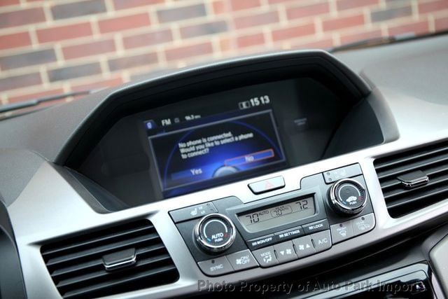 2016 Honda Odyssey 5dr EX-L - 22929585 - 33