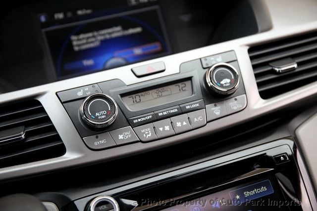 2016 Honda Odyssey 5dr EX-L - 22929585 - 35