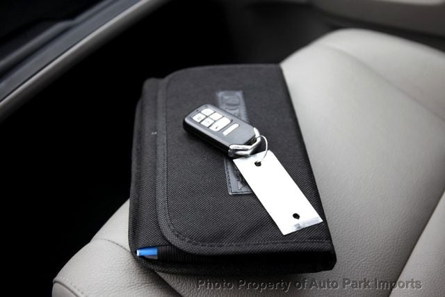 2016 Honda Odyssey 5dr EX-L - 22929585 - 42