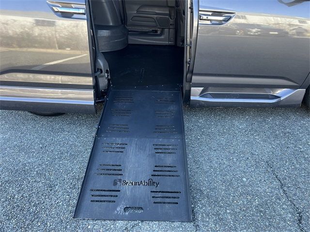 2016 Honda Odyssey 5dr EX-L - 22955519 - 20