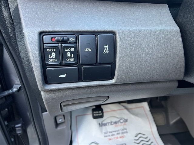 2016 Honda Odyssey 5dr EX-L - 22955519 - 25