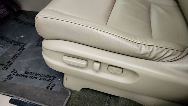 2016 Honda Odyssey 5dr EX-L - 23079273 - 11