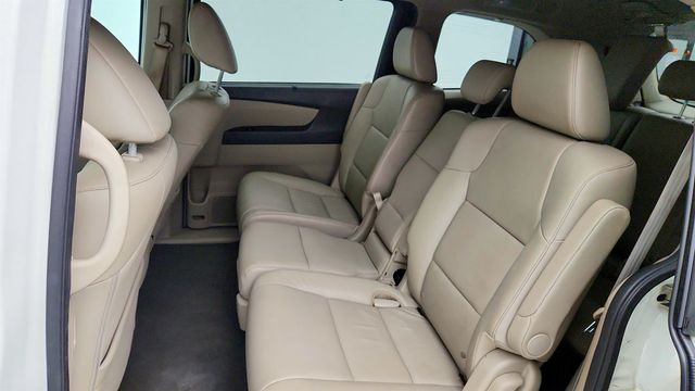 2016 Honda Odyssey 5dr EX-L - 23079273 - 21