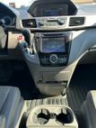 2016 Honda Odyssey 5dr EX-L - 22315404 - 36