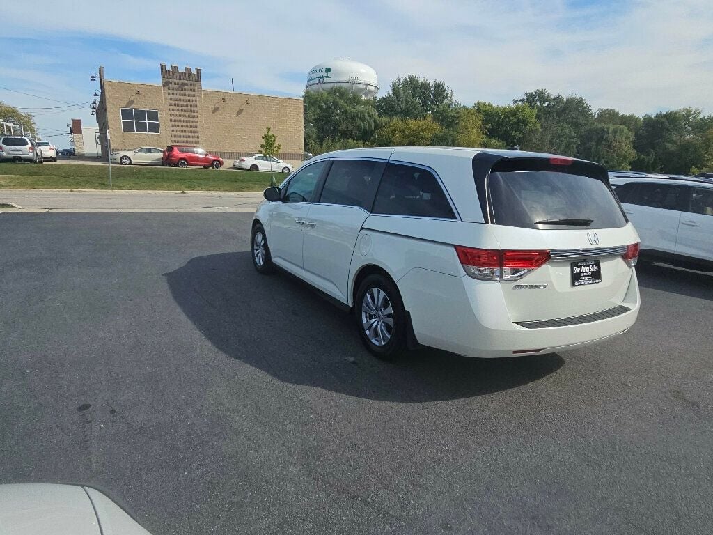 2016 Honda Odyssey EX-L photo 4