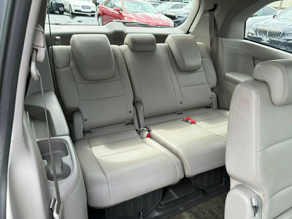 2016 Honda Odyssey 5dr EX-L - 23029934 - 20