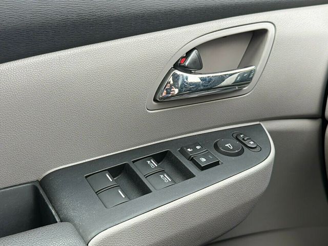 2016 Honda Odyssey 5dr EX-L - 23029934 - 41