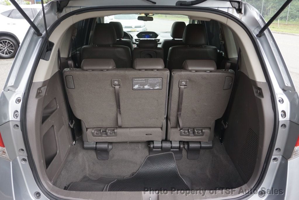 2016 Honda Odyssey 5dr EX-L - 23079880 - 17