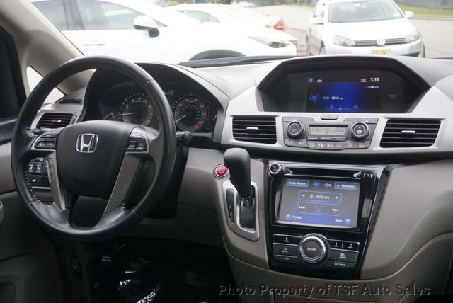 2016 Honda Odyssey 5dr EX-L - 23079880 - 18
