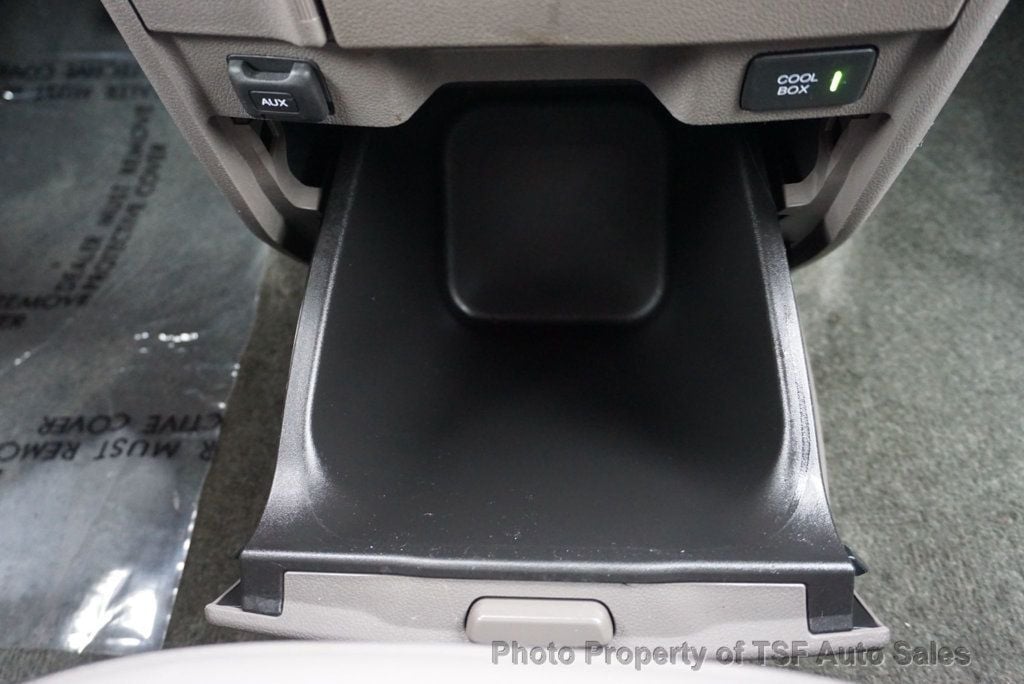 2016 Honda Odyssey 5dr EX-L - 23079880 - 29