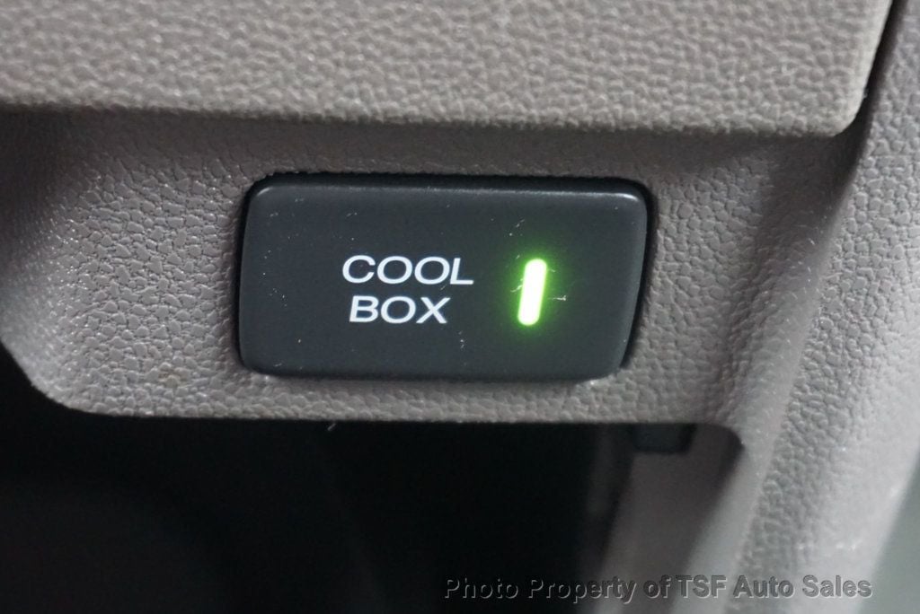 2016 Honda Odyssey 5dr EX-L - 23079880 - 30