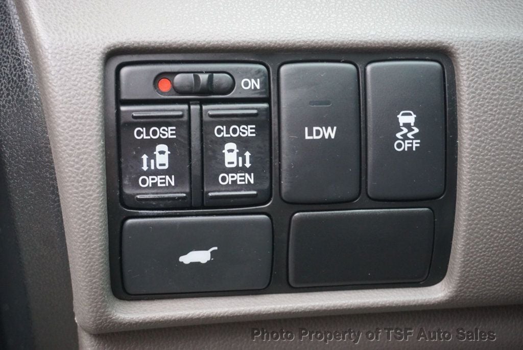 2016 Honda Odyssey 5dr EX-L - 23079880 - 33