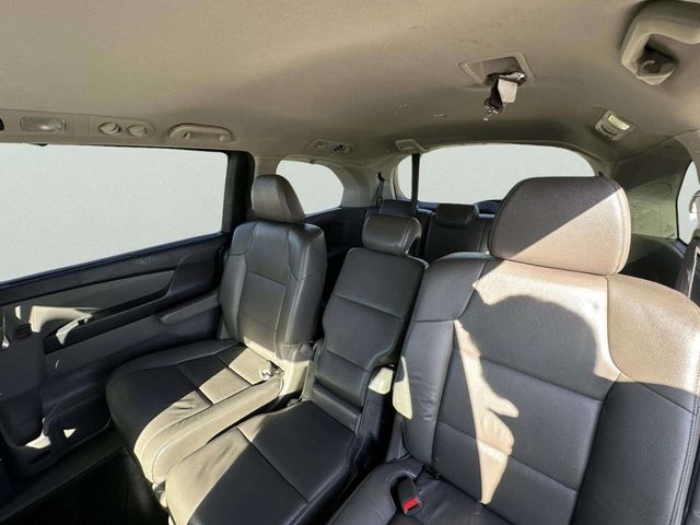 2016 Honda Odyssey 5dr EX-L w/Navi - 23030345 - 16