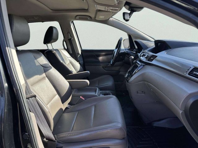 2016 Honda Odyssey 5dr EX-L w/Navi - 23030345 - 21