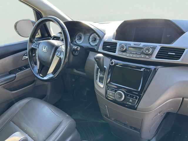 2016 Honda Odyssey 5dr EX-L w/Navi - 23030345 - 22
