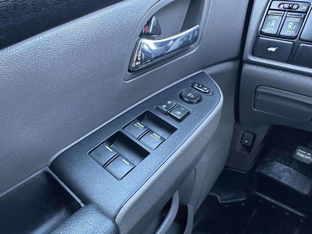 2016 Honda Odyssey 5dr EX-L w/Navi - 23030345 - 28