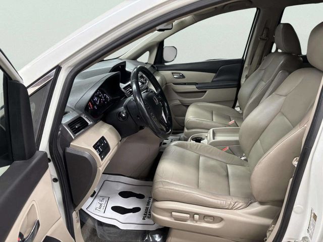 2016 Honda Odyssey 5dr EX-L w/Navi - 23052207 - 13