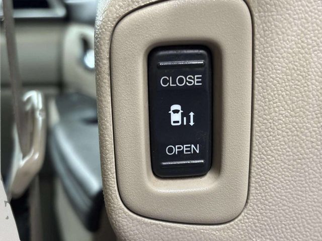 2016 Honda Odyssey 5dr EX-L w/Navi - 23052207 - 18