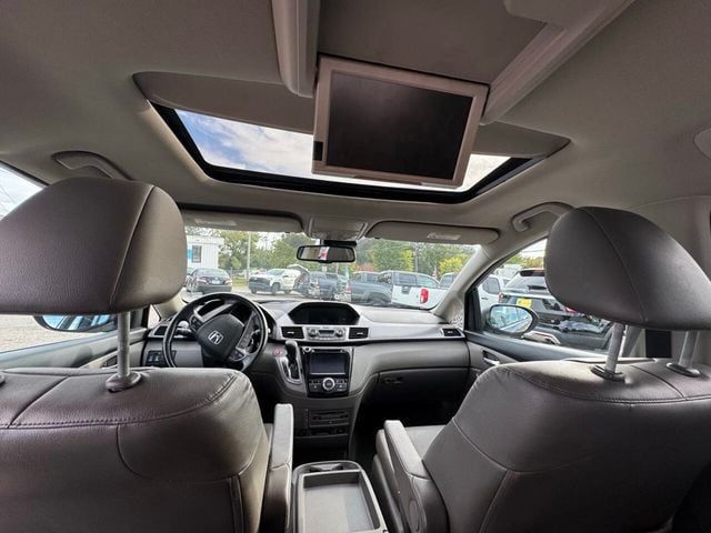 2016 Honda Odyssey 5dr EX-L w/Navi - 22927368 - 11