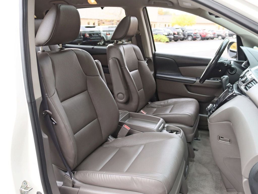 2016 Honda Odyssey 5dr EX-L w/RES - 22933835 - 21