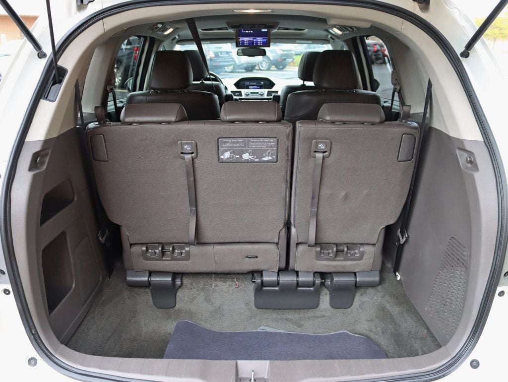 2016 Honda Odyssey 5dr EX-L w/RES - 22933835 - 29
