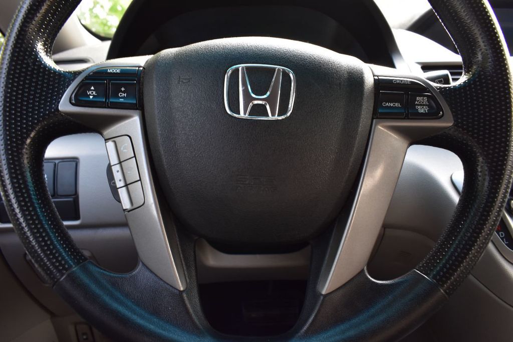 2016 Honda Odyssey 5dr LX - 22089088 - 28