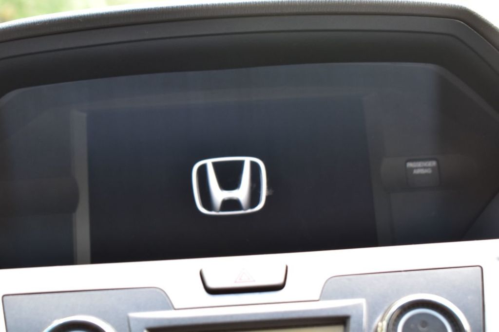 2016 Honda Odyssey 5dr LX - 22089088 - 30