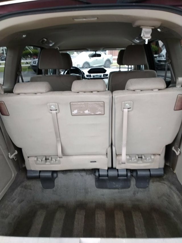 2016 Honda Odyssey 5dr LX - 23055669 - 10