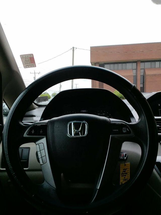 2016 Honda Odyssey 5dr LX - 23055669 - 15