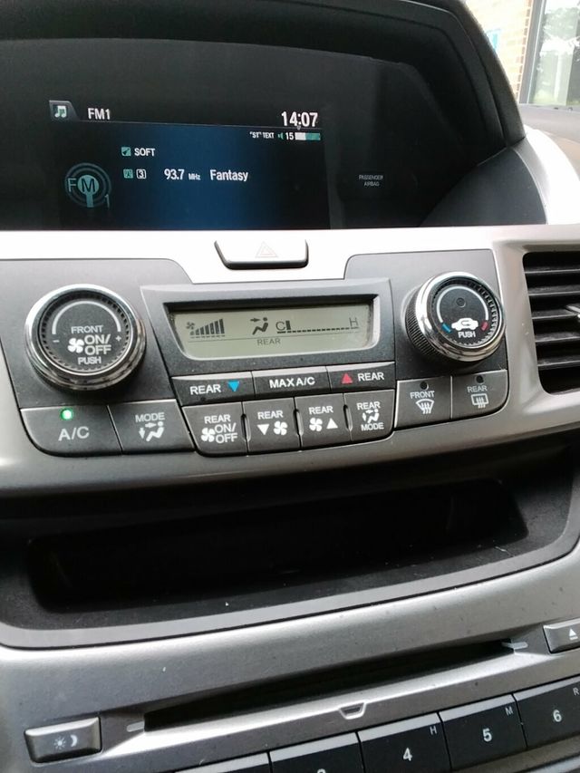 2016 Honda Odyssey 5dr LX - 23055669 - 23