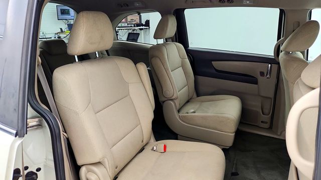 2016 Honda Odyssey 5dr LX - 23095511 - 21
