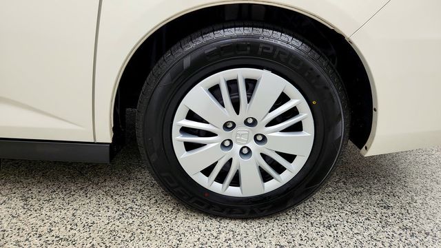 2016 Honda Odyssey 5dr LX - 23095511 - 8