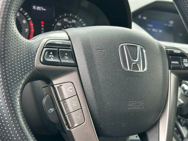 2016 Honda Odyssey 5dr LX - 23060479 - 24