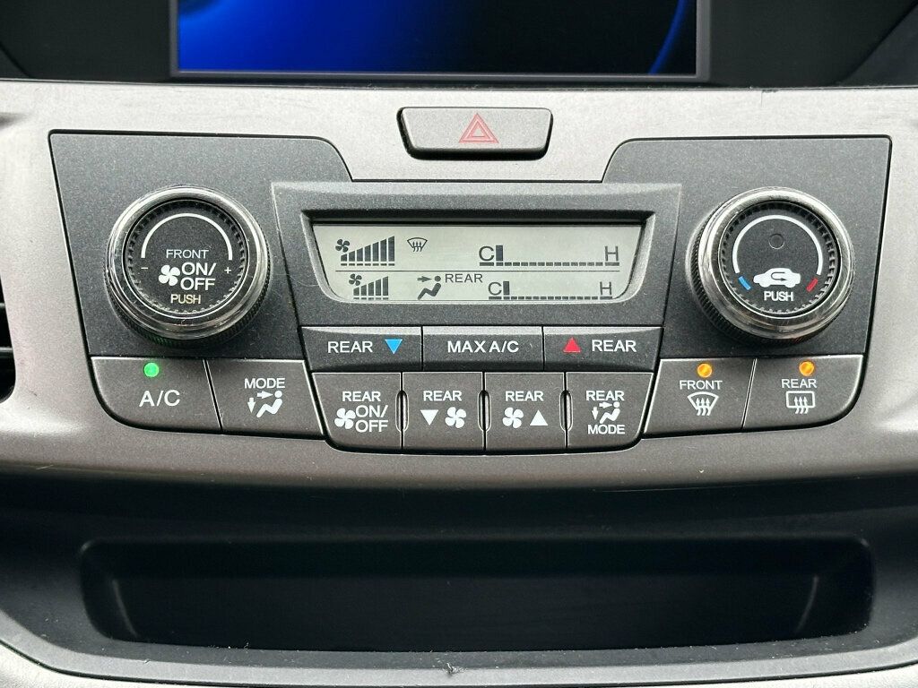 2016 Honda Odyssey 5dr LX - 23060479 - 31
