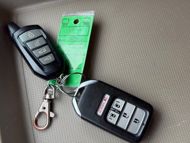 2016 Honda Odyssey 5dr SE - 23002120 - 58