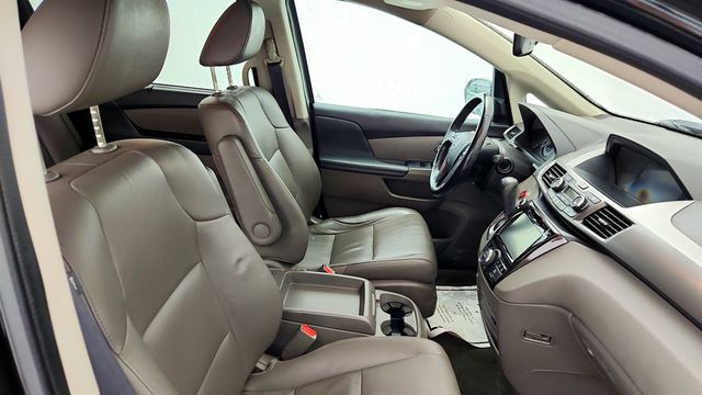 2016 Honda Odyssey 5dr Touring - 22961897 - 23