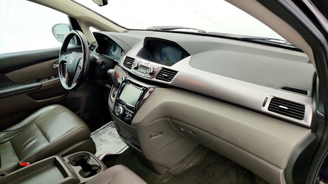 2016 Honda Odyssey 5dr Touring - 22961897 - 24