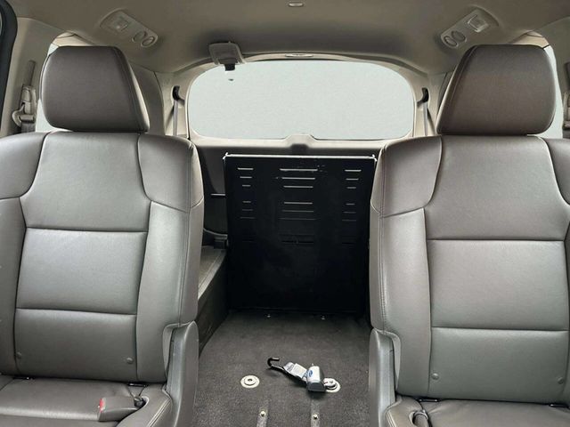 2016 Honda Odyssey 5dr Touring Elite - 23057771 - 12
