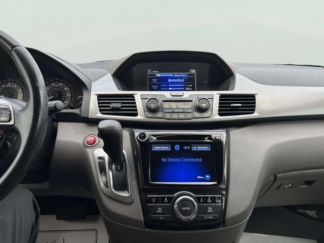 2016 Honda Odyssey 5dr Touring Elite - 23057771 - 16